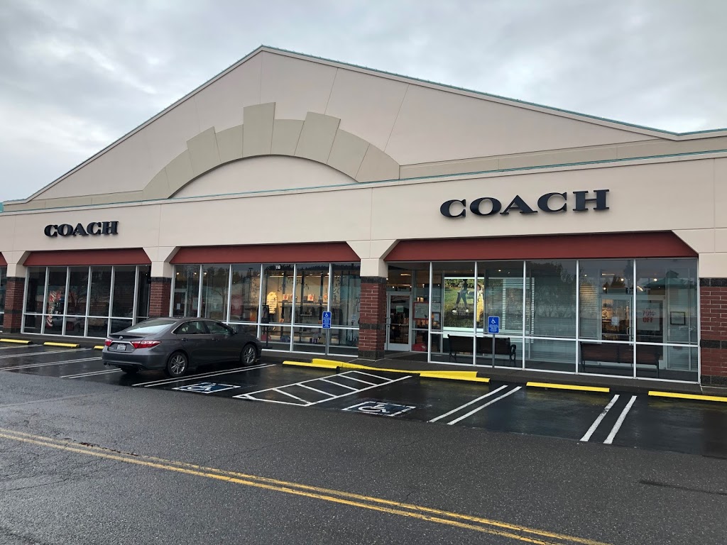 COACH Outlet | 450 NW 257th Ave Space 118, Troutdale, OR 97060 | Phone: (503) 491-9336