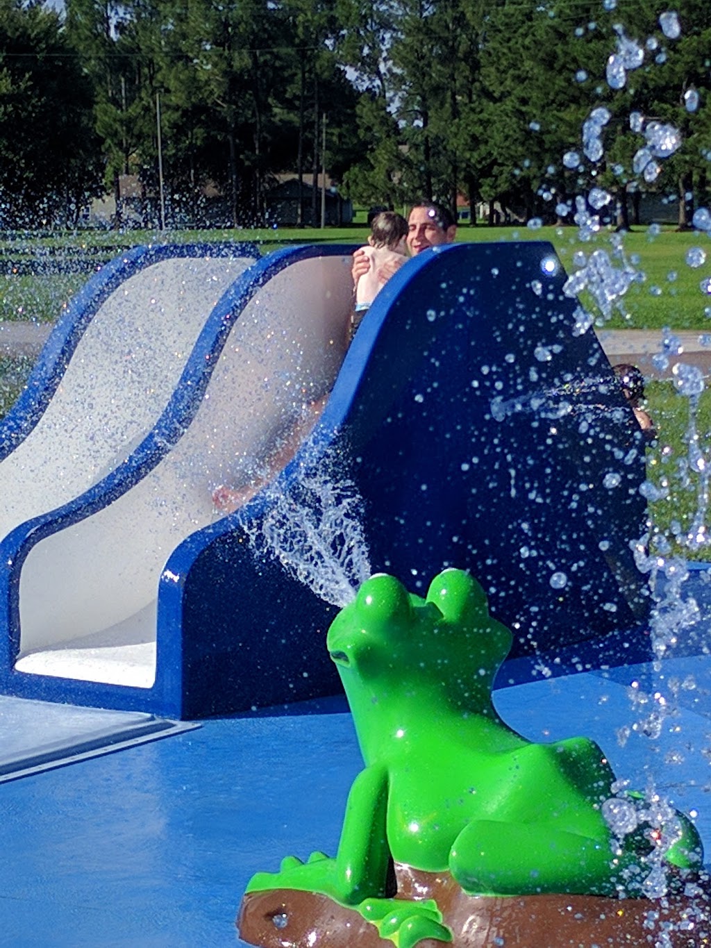 Splash Park - Navy MWR Mid-South | 1001-1099 Miles Cir, Millington, TN 38054, USA | Phone: (901) 874-5497