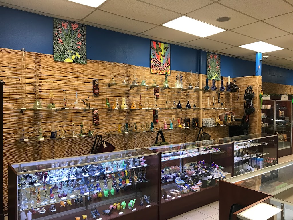 Deep Six CBD | Edibles & Oils | 2 N 5 Points Rd, West Chester, PA 19380, USA | Phone: (610) 430-1561