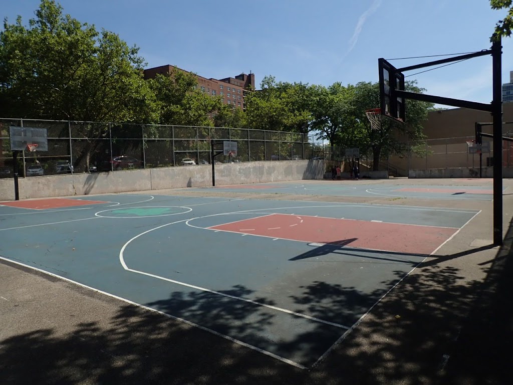 Riverdale Playground | 3671 Hudson Manor Terrace, Bronx, NY 10463, USA | Phone: (212) 639-9675