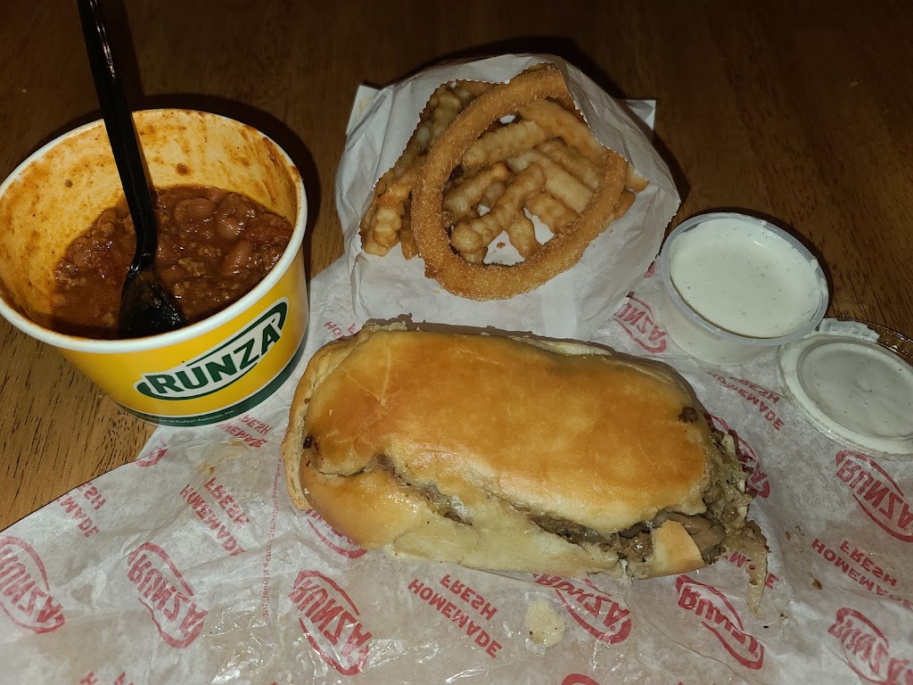 Runza Restaurant | 17120 Evans St, Omaha, NE 68116, USA | Phone: (402) 991-3866