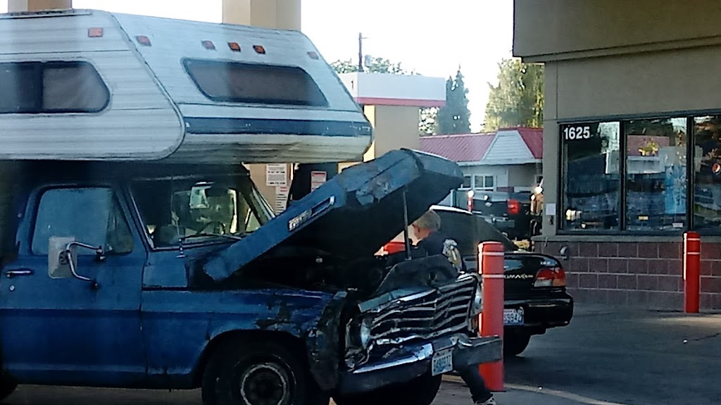 Safeway Fuel Station | 1625 N Broadway, Everett, WA 98201, USA | Phone: (425) 252-9898