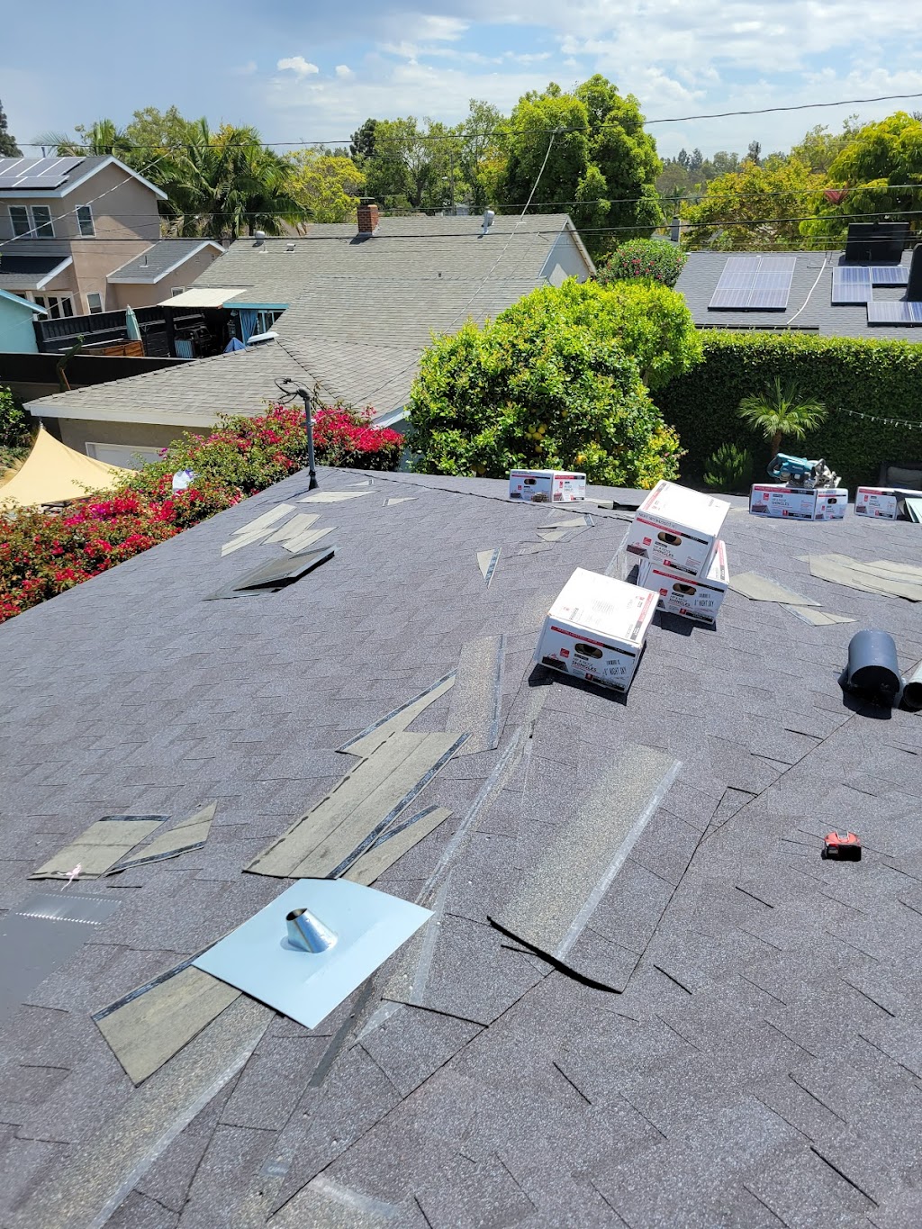 ADG Roofing & Construction | 18624 Cassandra St, Tarzana, CA 91356, USA | Phone: (310) 436-5094