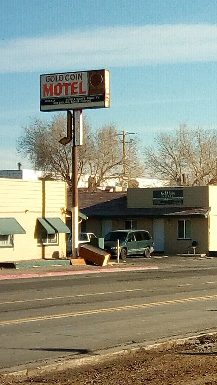 Gold Coin Motel | 2555 E 4th St, Reno, NV 89512, USA | Phone: (775) 323-0237