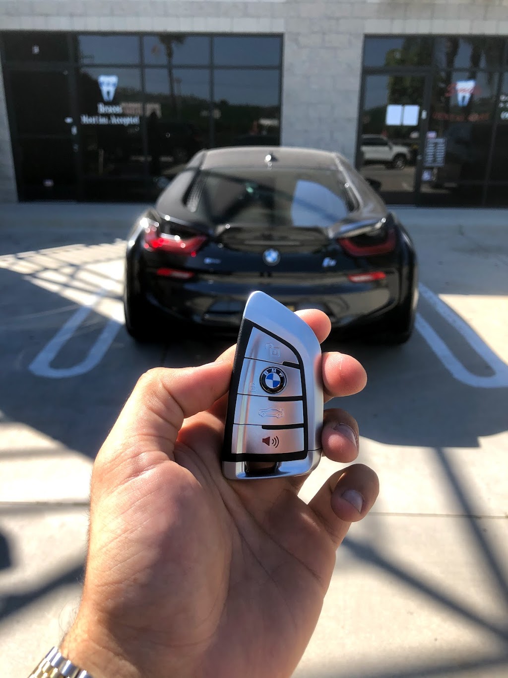 Top Tech Locksmith (AUTOMOTIVE SPECIALIST) | 20199 Valley Blvd ste h, Walnut, CA 91789, USA | Phone: (909) 630-9645