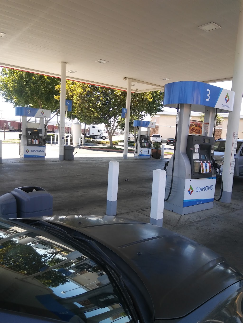 DIAMOND GAS & MART | 3401 Yosemite Blvd, Modesto, CA 95357, USA | Phone: (209) 527-4355