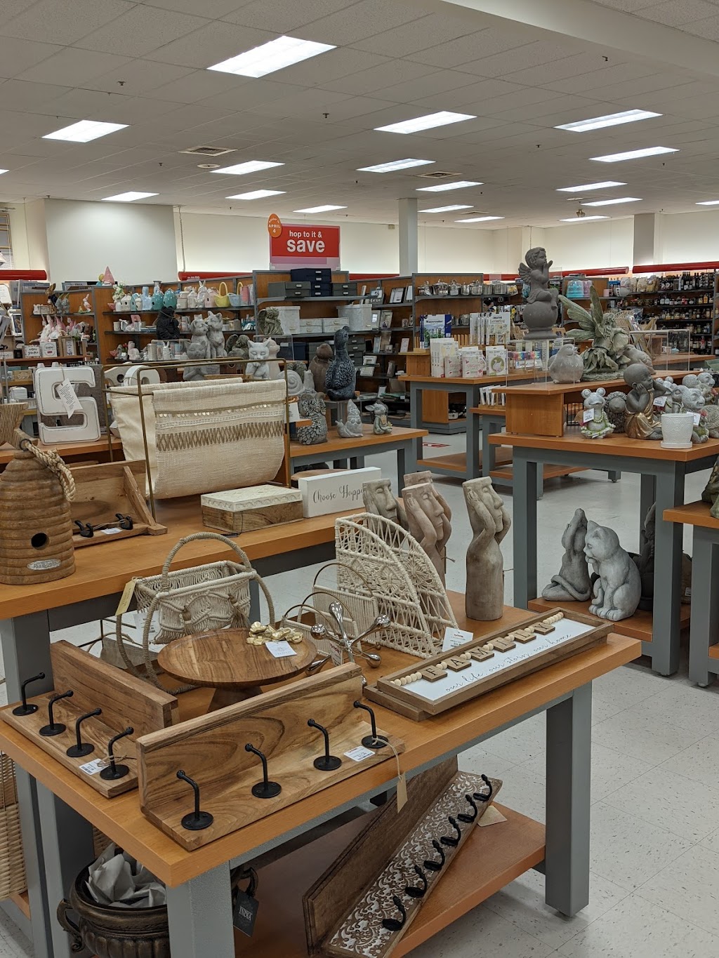 T.J. Maxx | 3670 McKinley Pkwy, Hamburg, NY 14219, USA | Phone: (716) 824-3465