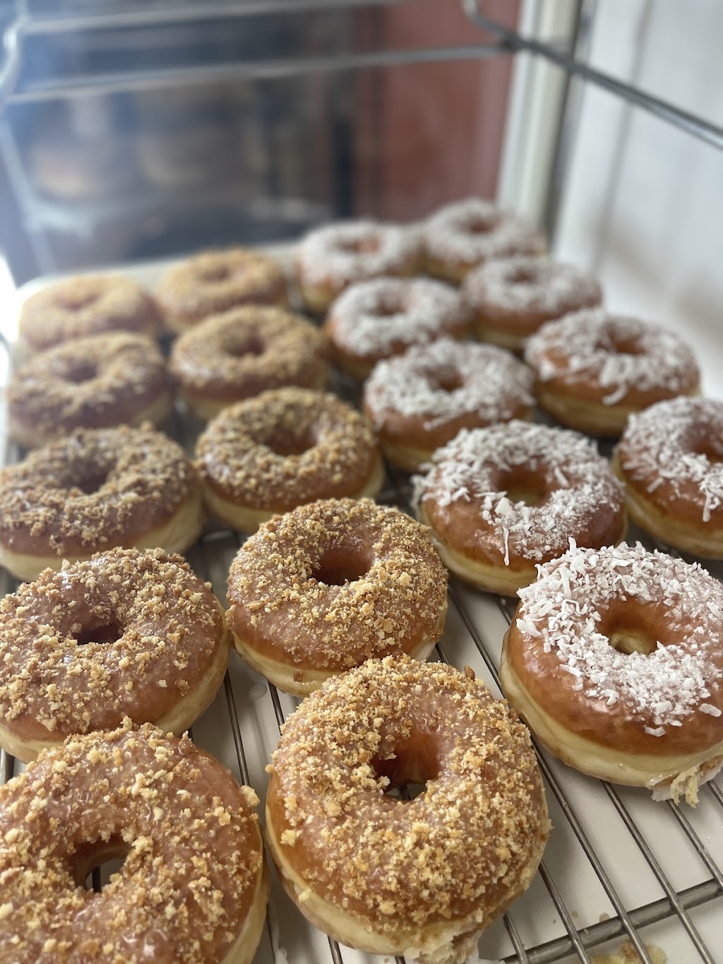 Moras Donuts | 9311 San Fernando Rd, Sun Valley, CA 91352, USA | Phone: (818) 768-4339