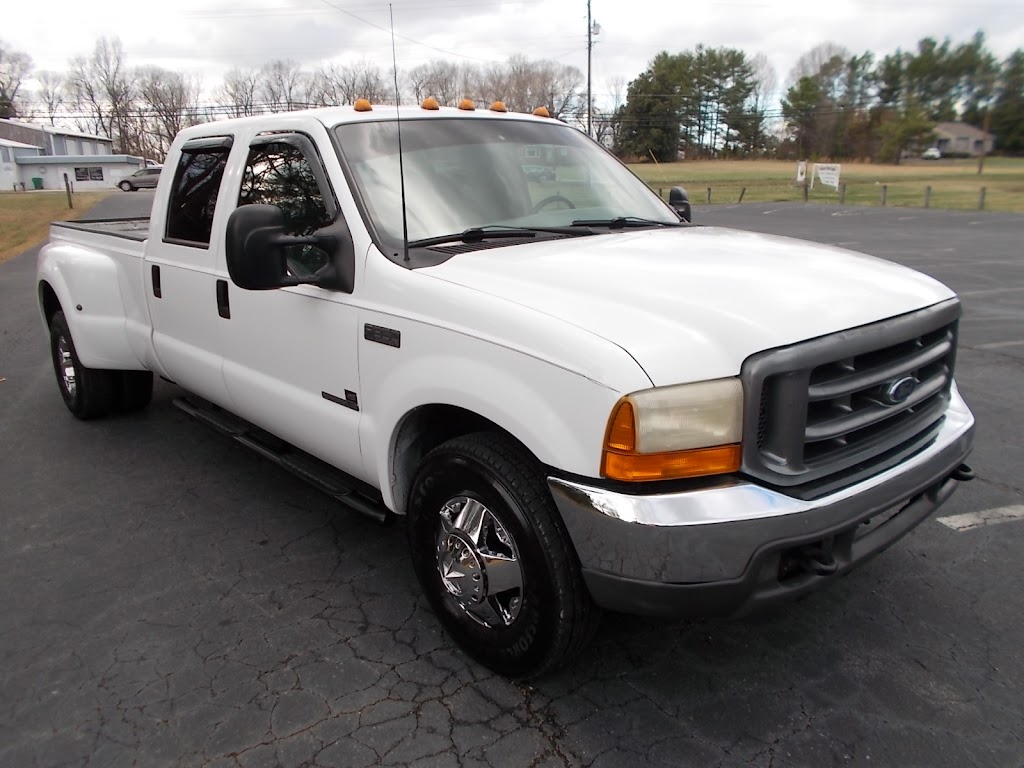 Carolina Auto Sales Truck Ranch | 9079 Hillsville Rd, Trinity, NC 27370, USA | Phone: (336) 861-0481