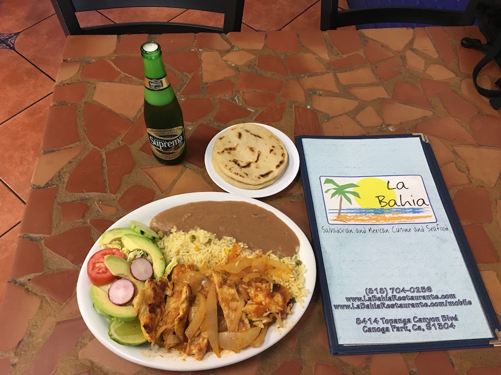 La Bahia Salvadorian Cuisine And Seafood | 8414 Topanga Canyon Blvd, Canoga Park, CA 91304, USA | Phone: (818) 704-0256