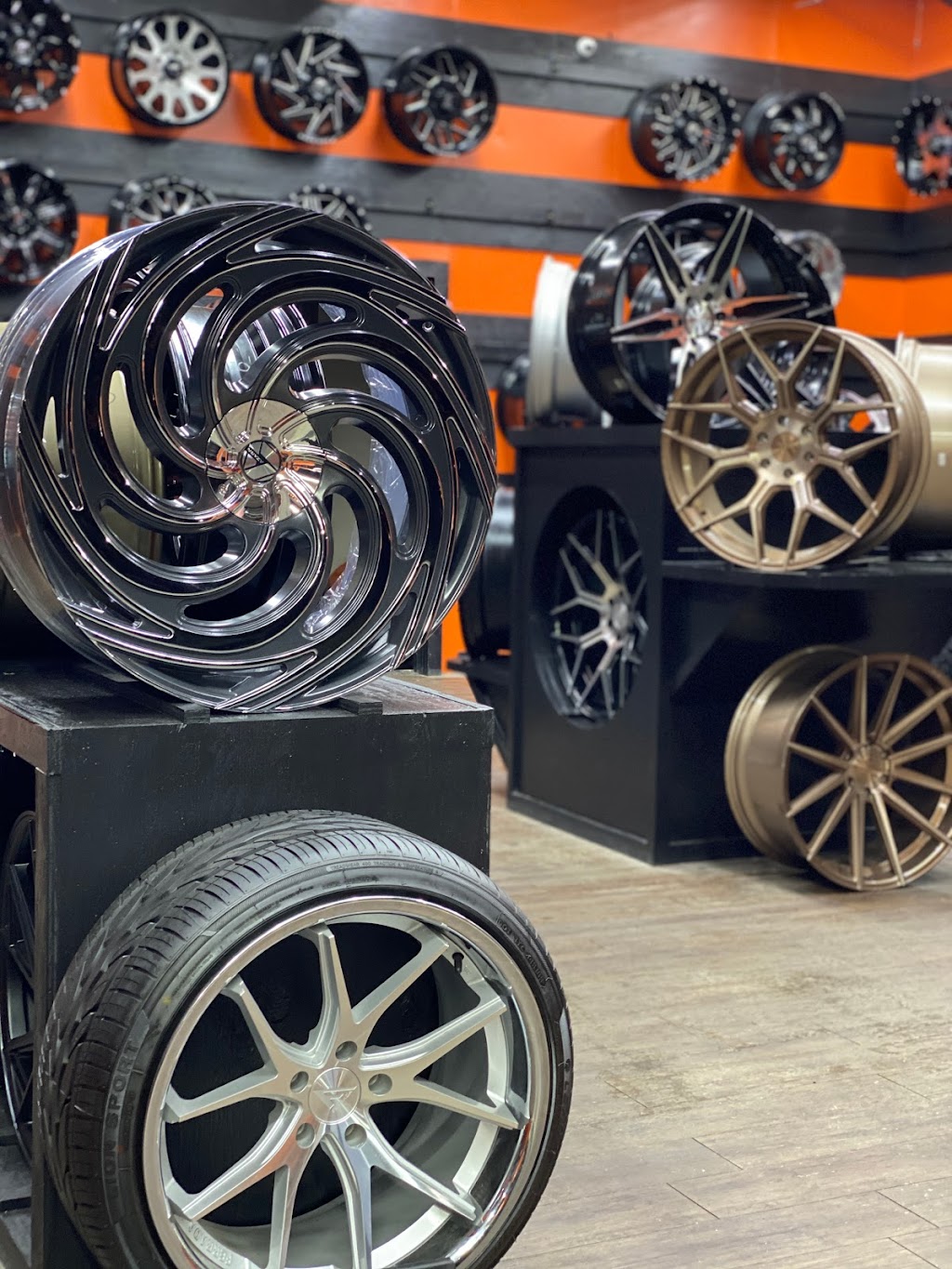 Elite Customs (previously Omars Customs) Wheels and Tires (Mesquite, TX) | 2550 US Highway 80 East, Mesquite, TX 75149, USA | Phone: (214) 250-0022