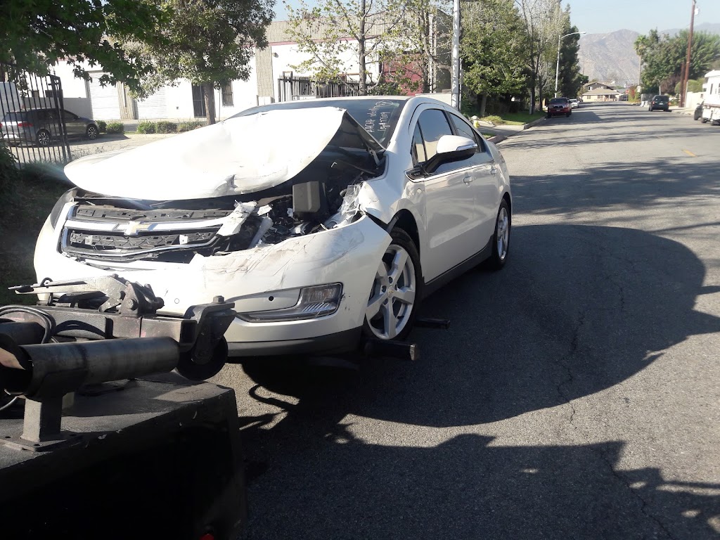 Royal Coaches Auto Body & Towing | 208 N Aspan Ave, Azusa, CA 91702, USA | Phone: (626) 334-0438