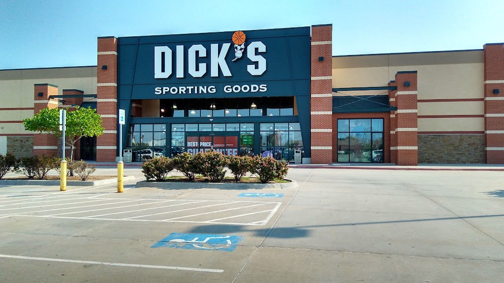 DICKS Sporting Goods | 760 SW 19th St, Moore, OK 73160, USA | Phone: (405) 237-1585