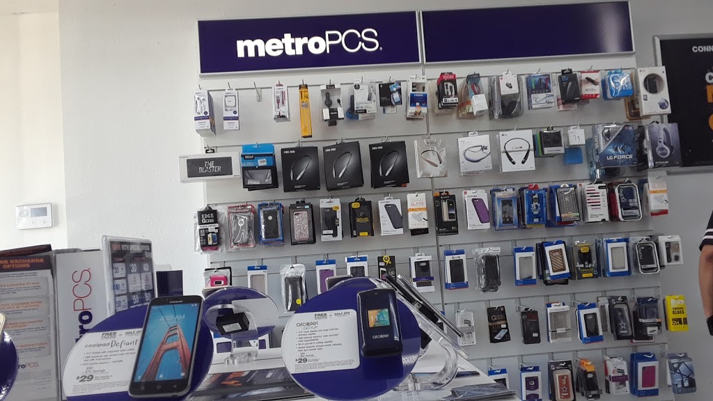 Metro by T-Mobile | 8021 Matlock Rd Ste 105, Arlington, TX 76002, USA | Phone: (817) 468-3232