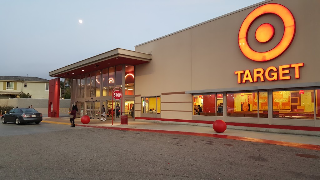 Target | 2700 W 120th St, Hawthorne, CA 90250, USA | Phone: (323) 492-1000