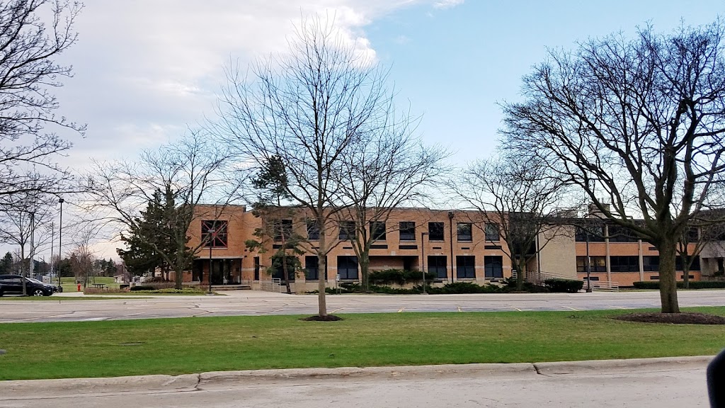 Northbrook Junior High School | 1475 Maple Ave, Northbrook, IL 60062, USA | Phone: (847) 498-7920