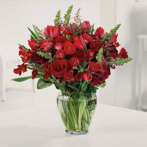 Beas Flowers & Gifts | 100 W Washington St, Kearney, MO 64060, USA | Phone: (816) 628-6811