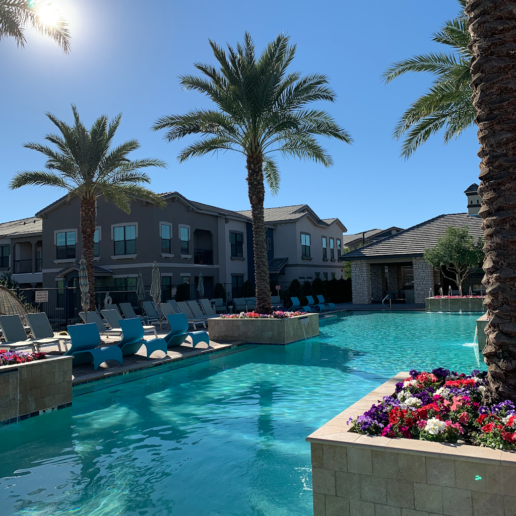 Vivace at Gateway Place Apartments | 4500 E Ray Rd, Gilbert, AZ 85296, USA | Phone: (480) 590-0287