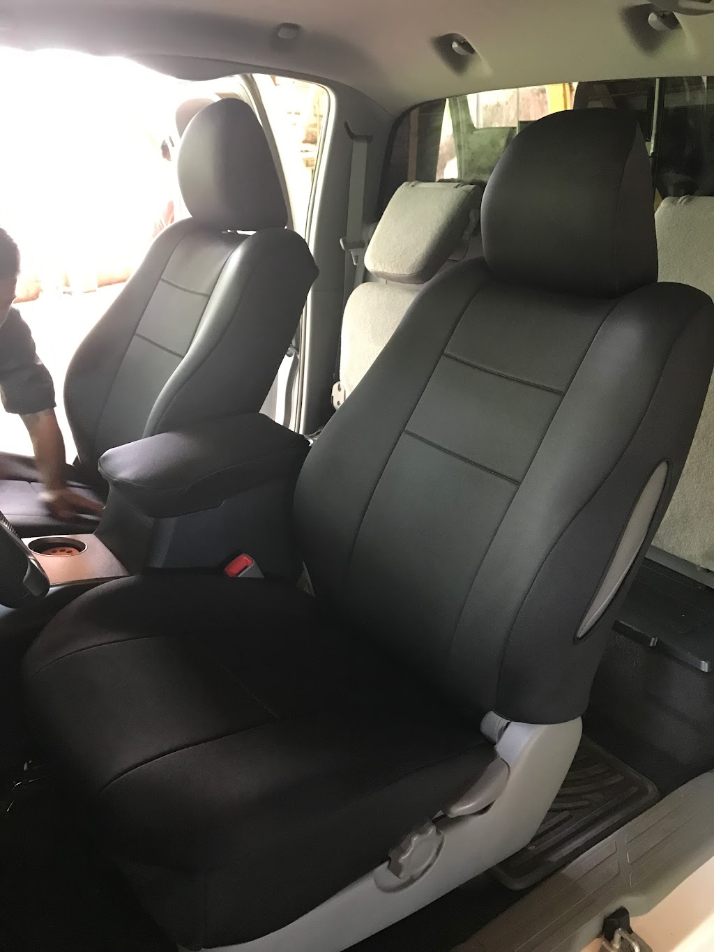 Hawaiian Seat Covers Co. | 98-199 Kamehameha Hwy, Aiea, HI 96701, USA | Phone: (808) 676-3754