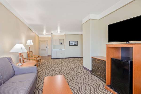 Golf Vista Apartments | 445 Cleveland Ave SE, Atlanta, GA 30354, USA | Phone: (404) 800-1503