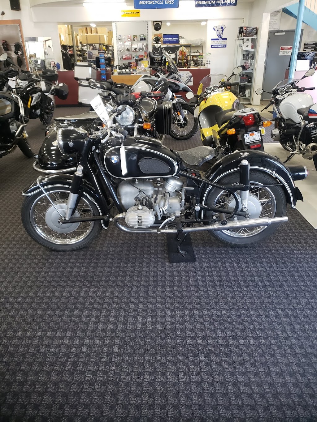 Brown Motor Works BMW Motorcycles | 885 W Mission Blvd, Pomona, CA 91766, USA | Phone: (909) 629-2132