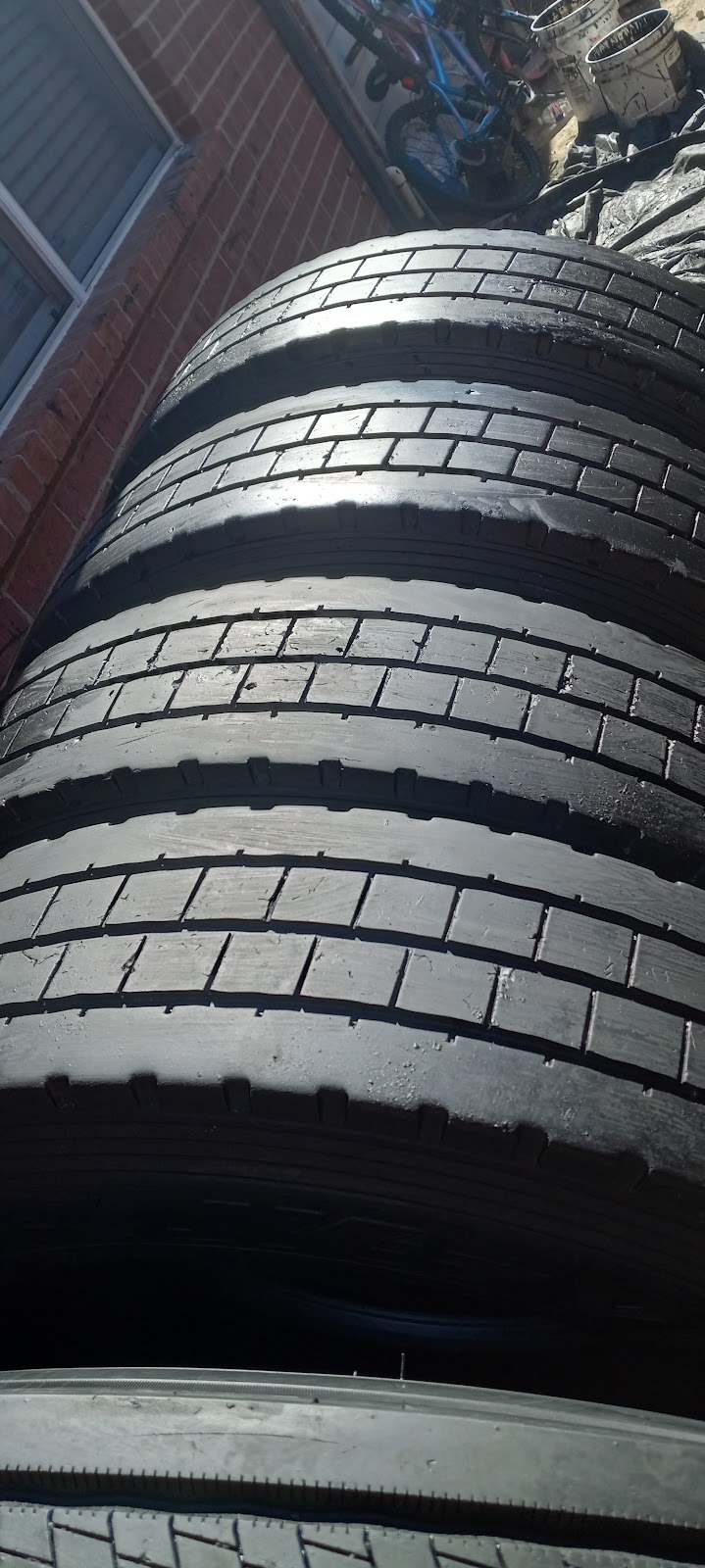 G A tires repain movil | 5106 Wesley Chapel Ln, Dallas, TX 75236, USA | Phone: (469) 682-8410