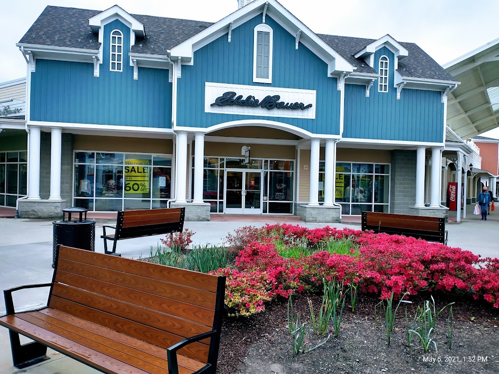 Eddie Bauer Outlet | 2200 Tanger Blvd Suite 805, Washington, PA 15301, USA | Phone: (724) 228-6435