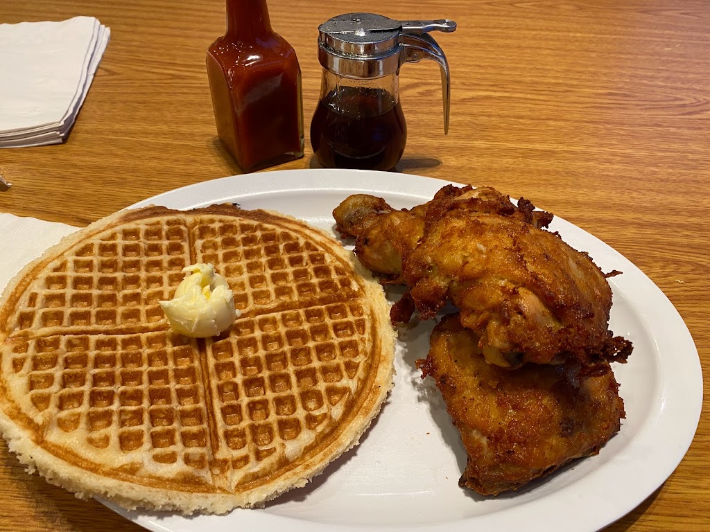 Chicken-n-Waffles | 2961 Advantage Way, Sacramento, CA 95834, USA | Phone: (916) 285-9039