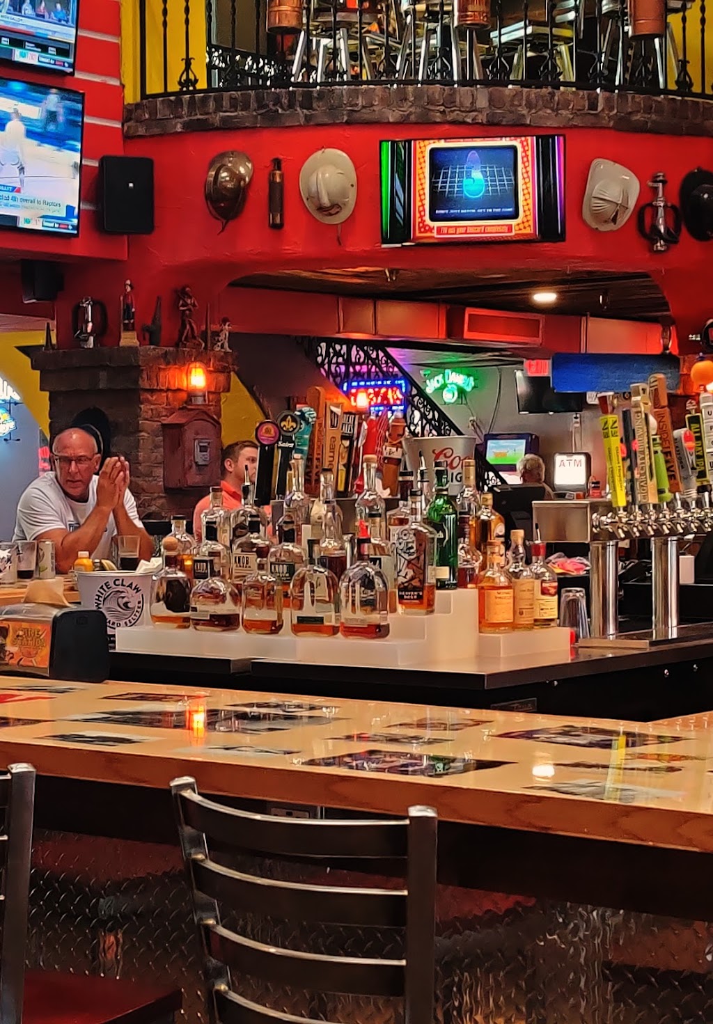 Fire Station Bar And Grill | 6040 Knights Inn Pl, Maumee, OH 43537, USA | Phone: (419) 491-9911