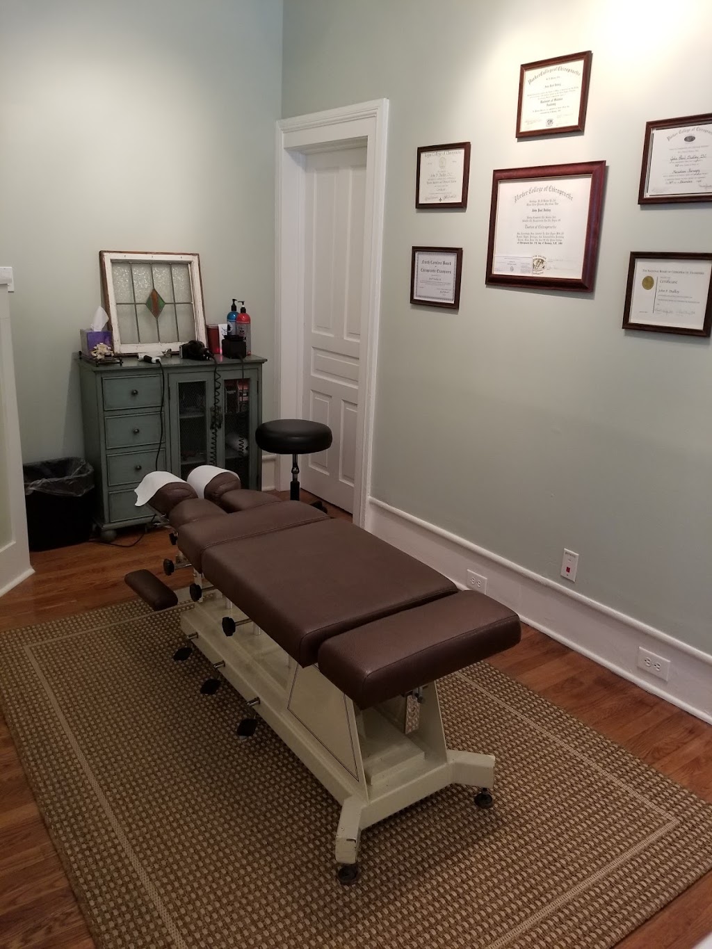 Dudley Chiropractic & Acupuncture | 301 S Broad St, Mooresville, NC 28115, USA | Phone: (704) 663-2010