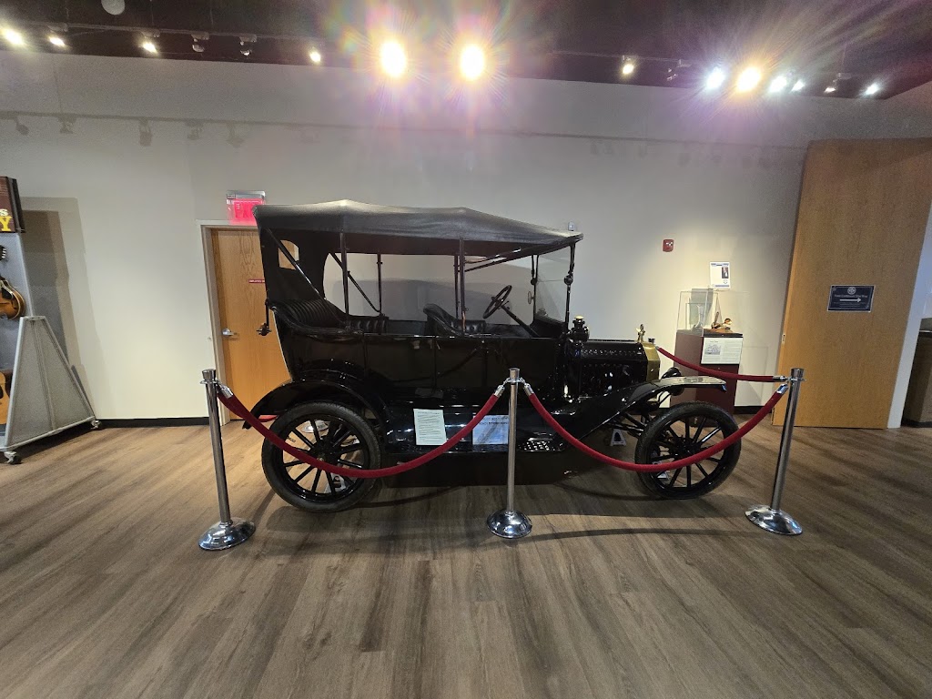 Mt. Vernon - Rockcastle Tourist Commission | 2590 Richmond St, Mt Vernon, KY 40456, USA | Phone: (606) 256-9814