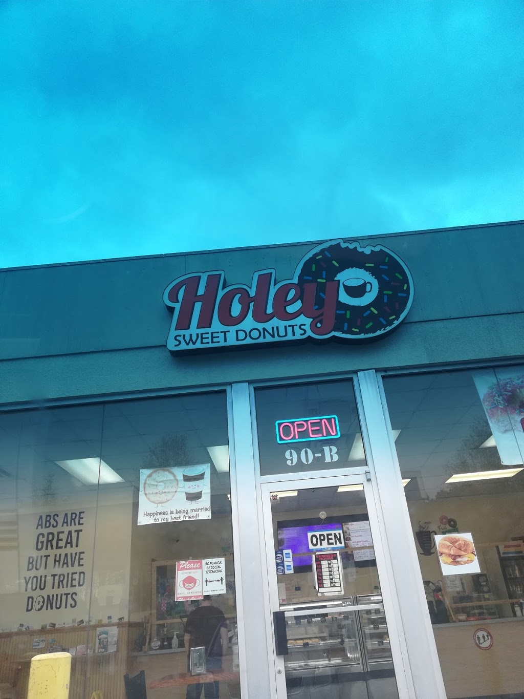 Holey Sweet Donuts | 90 GA-138 b, Stockbridge, GA 30281, USA | Phone: (678) 915-2446