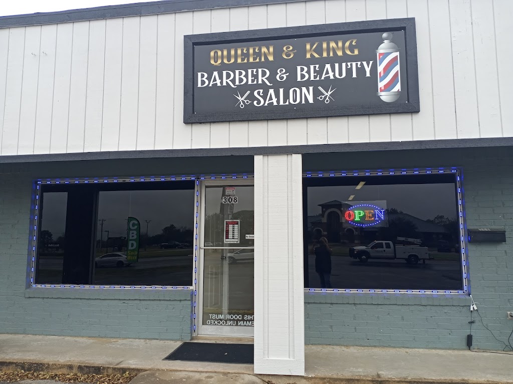 Queen & King Barber Shop | 308 S Old Betsy Rd, Keene, TX 76059, USA | Phone: (817) 925-7542