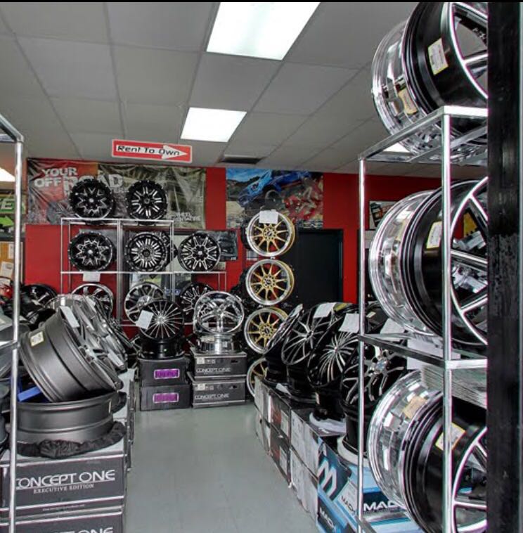 Rent-a-Wheel Custom Wheels & Tires | 2919 14th St W, Bradenton, FL 34205, USA | Phone: (941) 412-2900