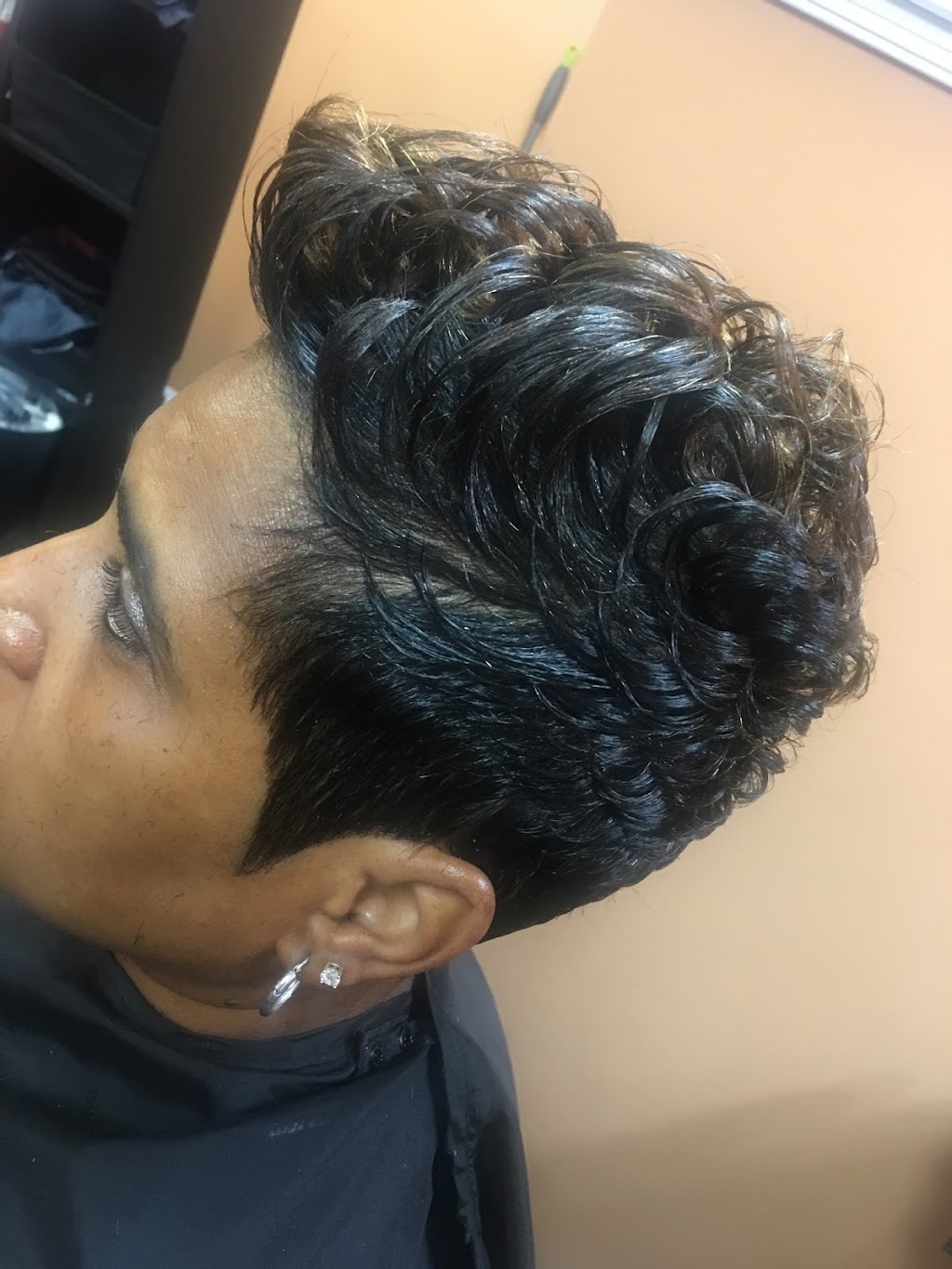 Tonyas Touch Hair Studio | 15906 Crain Hwy, Brandywine, MD 20613, USA | Phone: (301) 755-7523