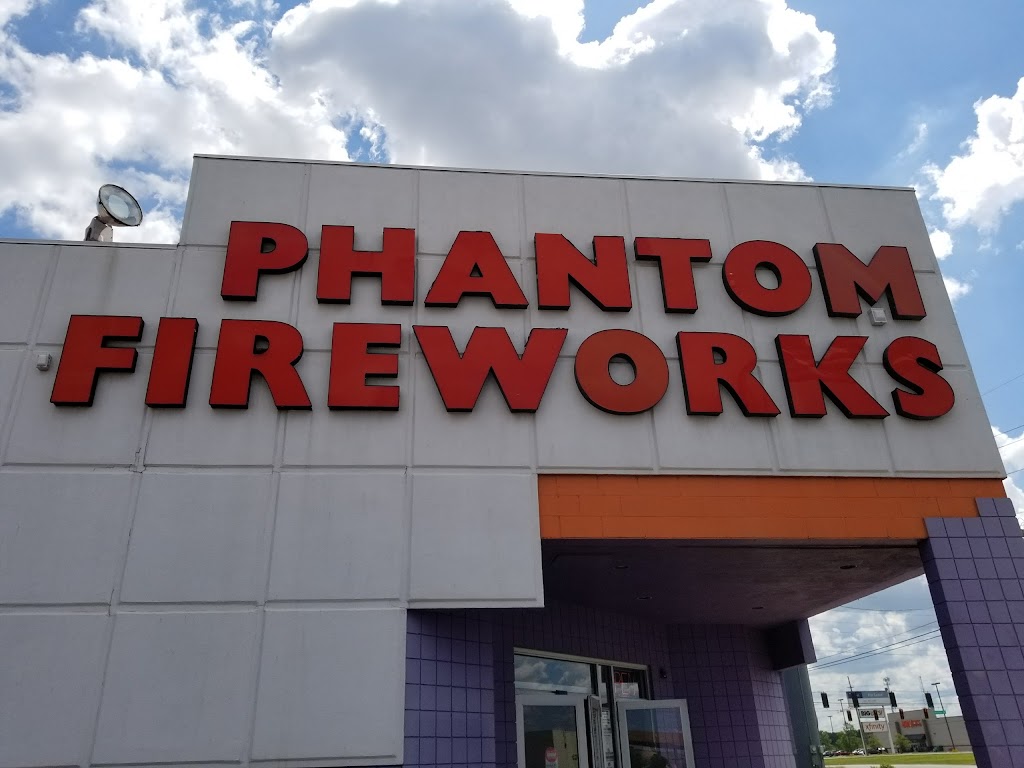 Phantom Fireworks of Merrillville | 3101 E Lincoln Hwy, Merrillville, IN 46410, USA | Phone: (219) 947-1984
