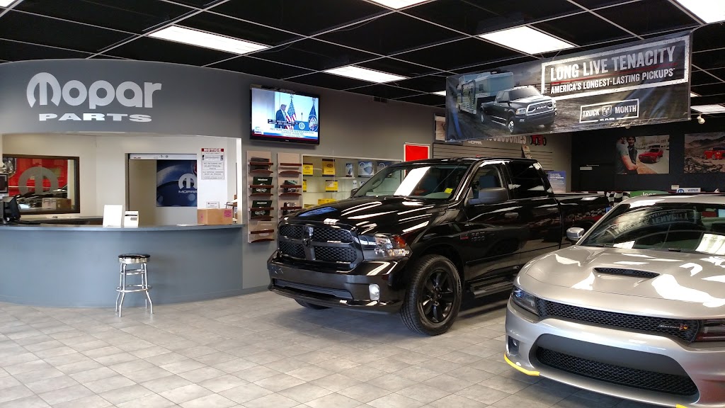 Findlay Chrysler Dodge Jeep Ram | 10305 US-224, Findlay, OH 45840, USA | Phone: (419) 749-6353