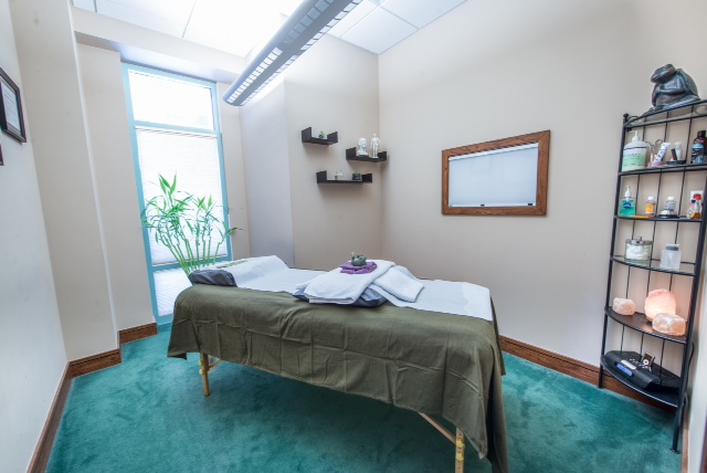 Crystal Springs Chiropractic | 214 De Anza Blvd, San Mateo, CA 94402 | Phone: (650) 574-1456