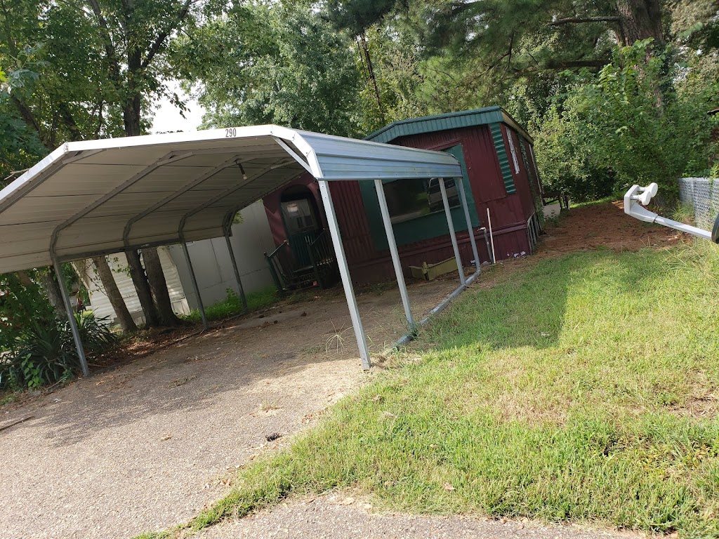 Lakeview Mobile Home Park | 8705 US-61, Walls, MS 38680, USA | Phone: (662) 781-1010