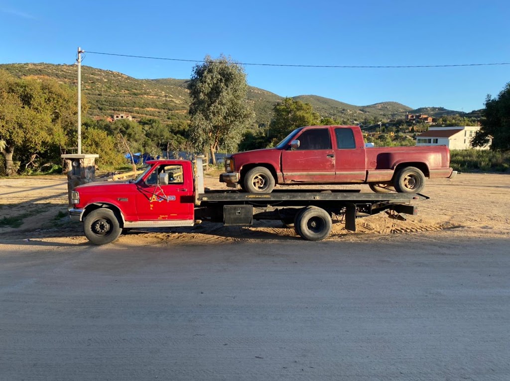 RECICLADORA Y CARROS YONKEADOS | 21478, Bugambilias 1993, Jardines del Rio, 21478 Tecate, B.C., Mexico | Phone: 665 391 2078