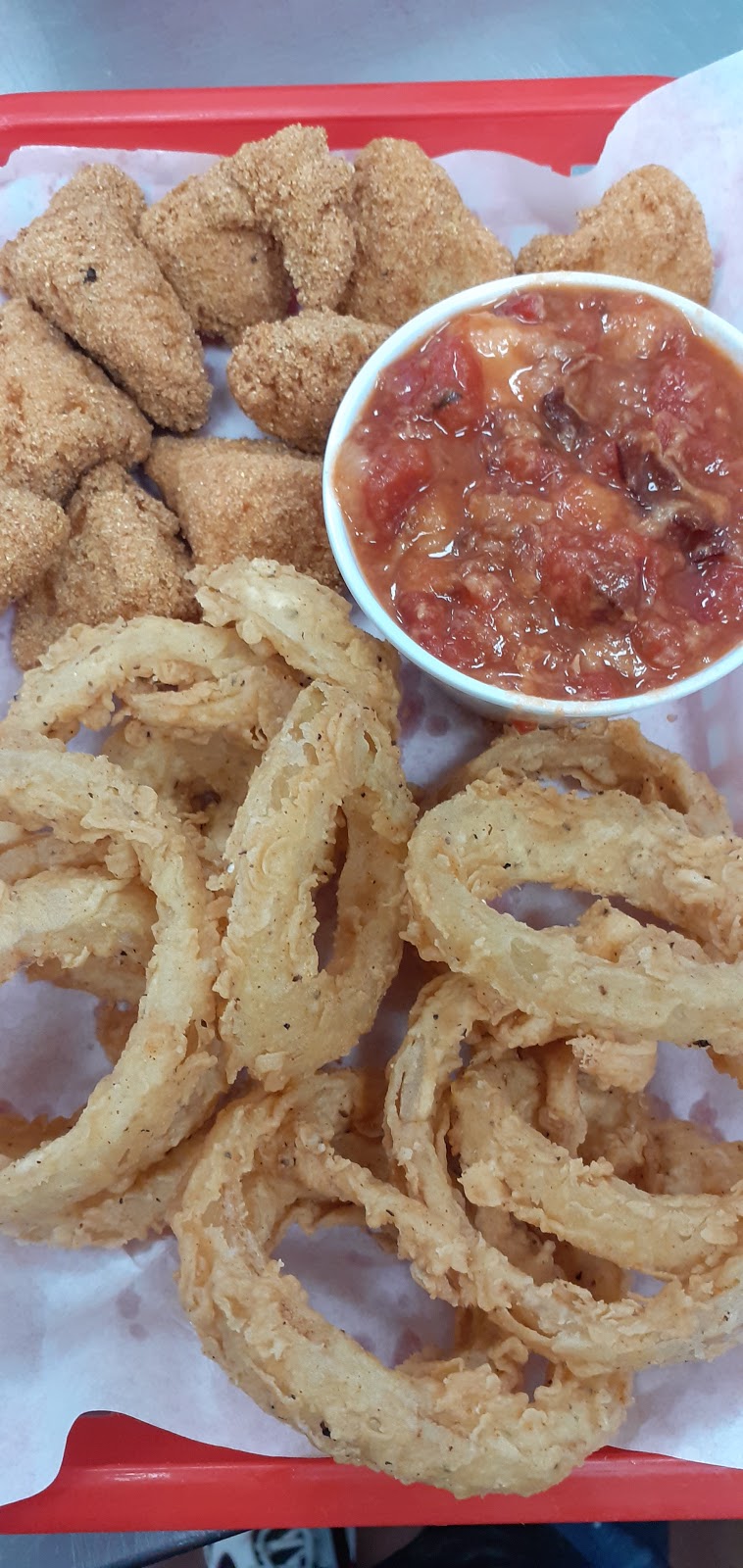 Mueths Tavern | 2 S Main St, Smithton, IL 62285, USA | Phone: (618) 277-8309