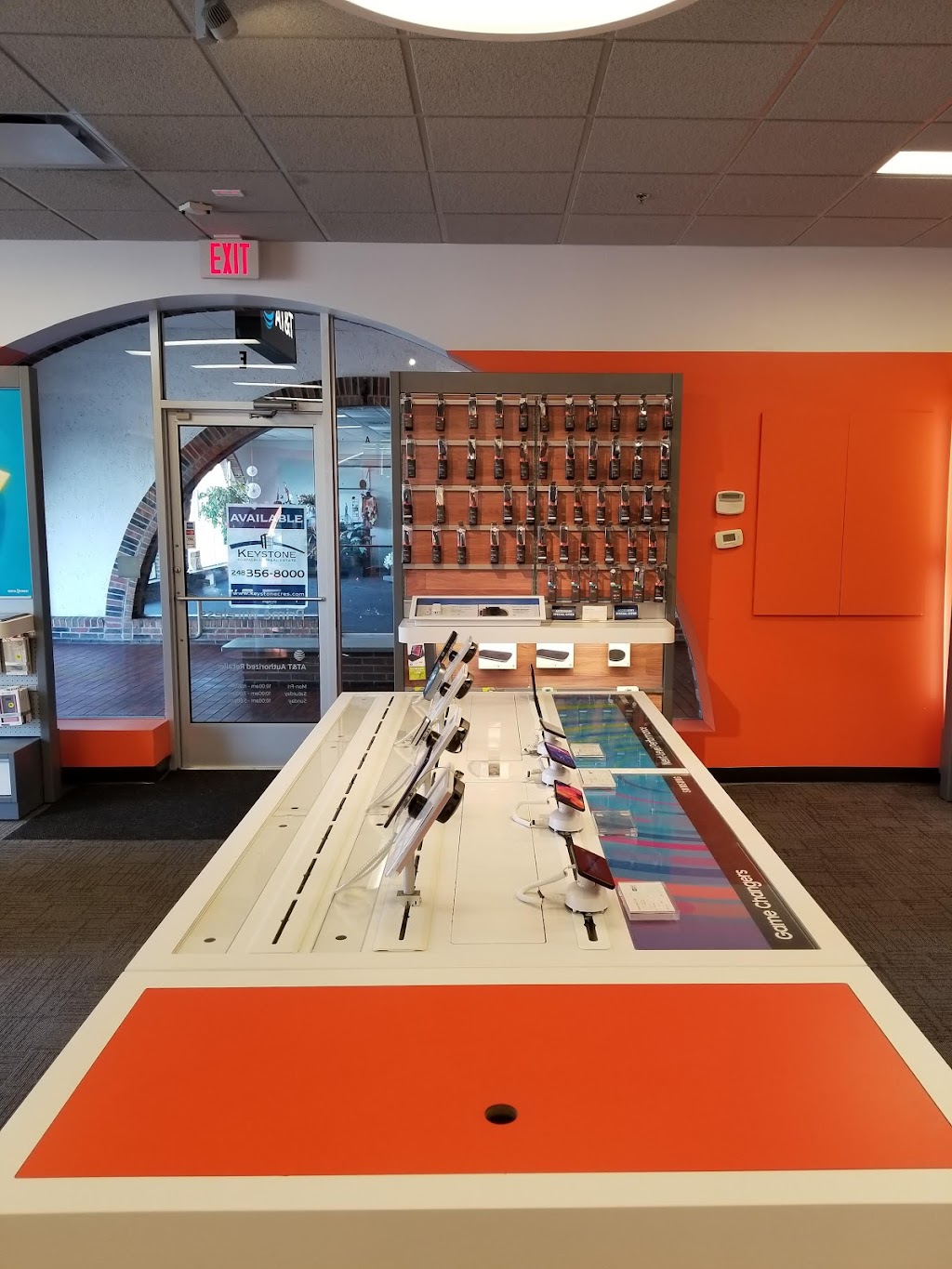 AT&T Store | 1800 W 14 Mile Rd Ste E, Royal Oak, MI 48073, USA | Phone: (248) 288-0980