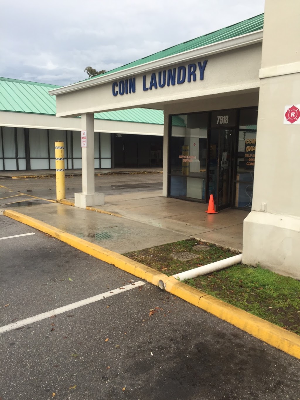 GJL Coin Laundry | 7918 W Sample Rd, Margate, FL 33065, USA | Phone: (954) 752-1378