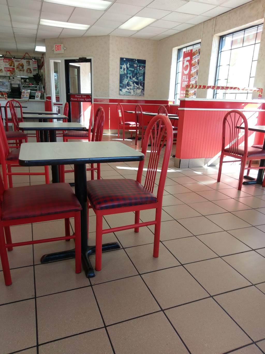 KFC | 1000 N Beach St, Fort Worth, TX 76111, USA | Phone: (817) 838-7801