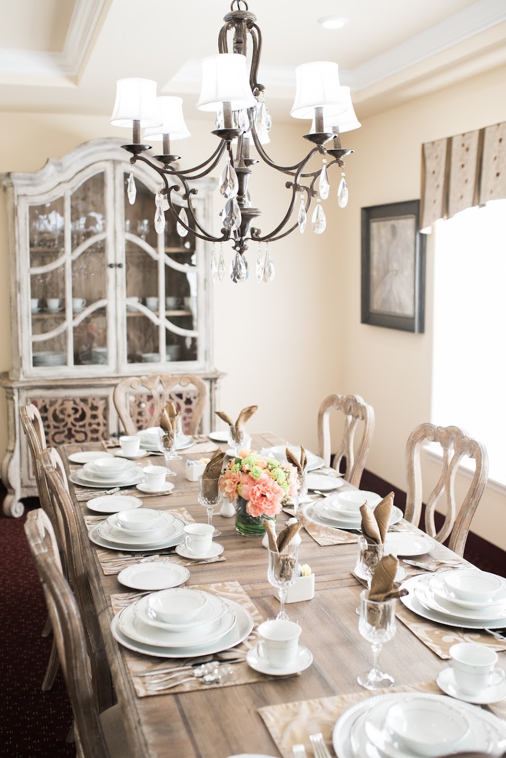 Julian Estates Gracious Retirement Living | 13305 94th Ave E, Puyallup, WA 98373, USA | Phone: (253) 845-3232