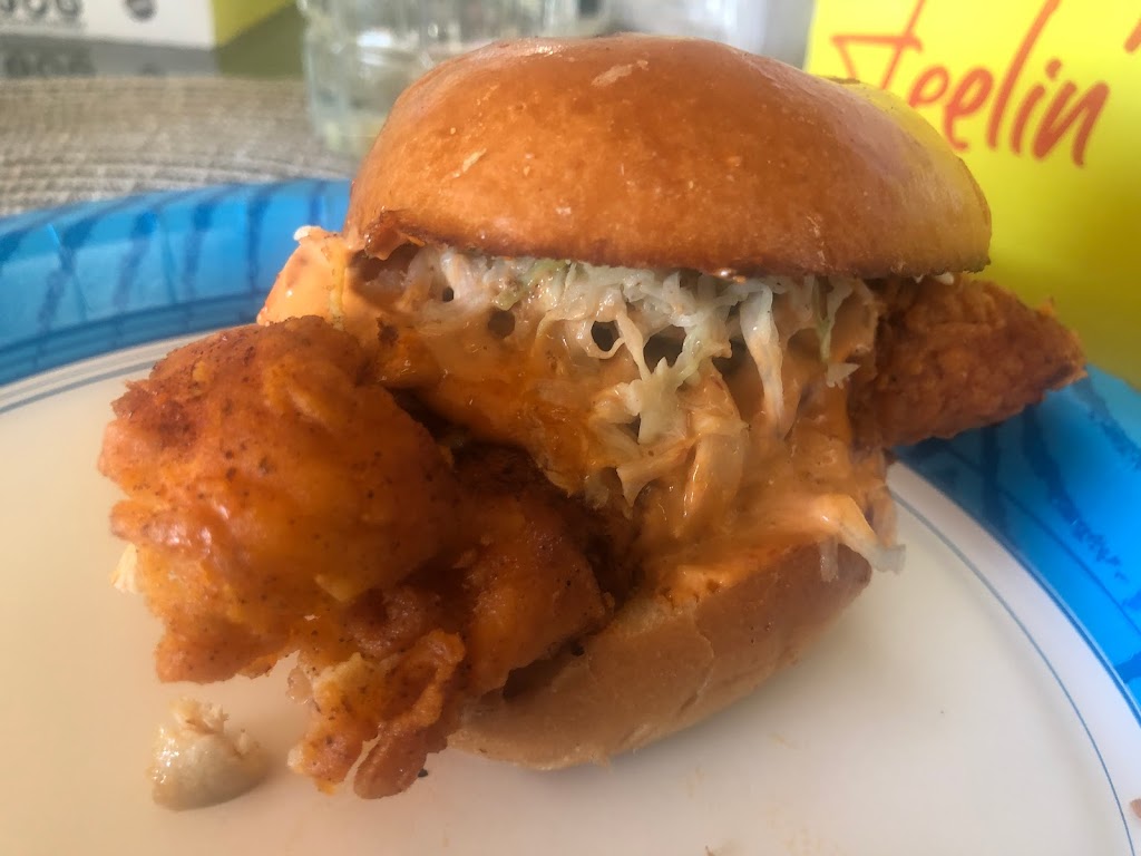 Chick Next Door Hot Chicken | 1600 E Chevy Chase Dr, Glendale, CA 91206, USA | Phone: (747) 609-1046