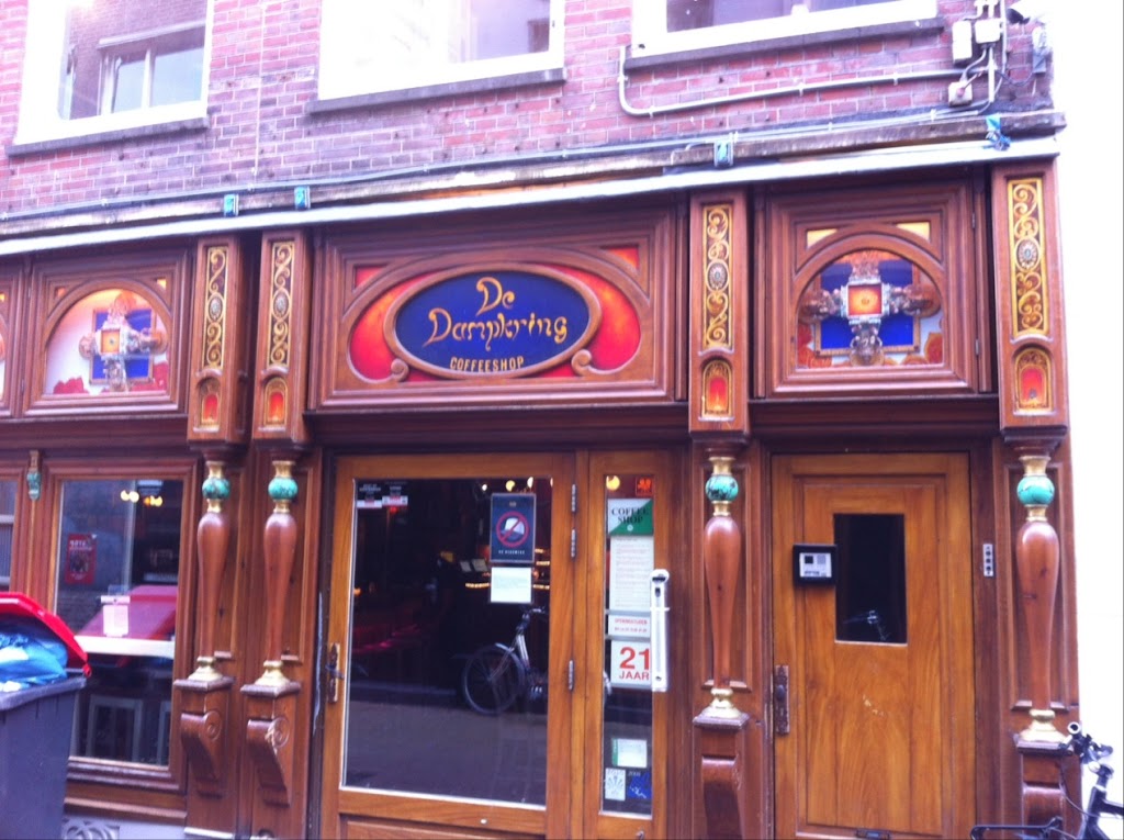 Original Dampkring Coffeeshop | Handboogstraat 29, 1012 XM Amsterdam, Netherlands | Phone: 020 638 0705