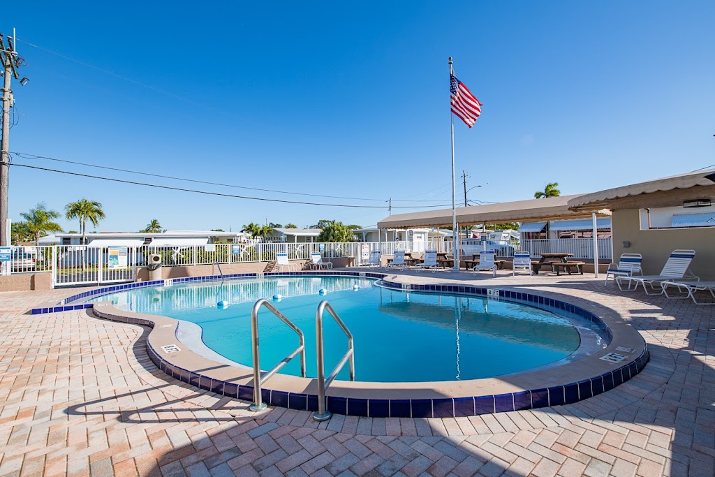 Orangebrook Harbor 55+ Lifestyle Manufactured Home Community | 3318 Orange St, Hollywood, FL 33021, USA | Phone: (954) 989-4772