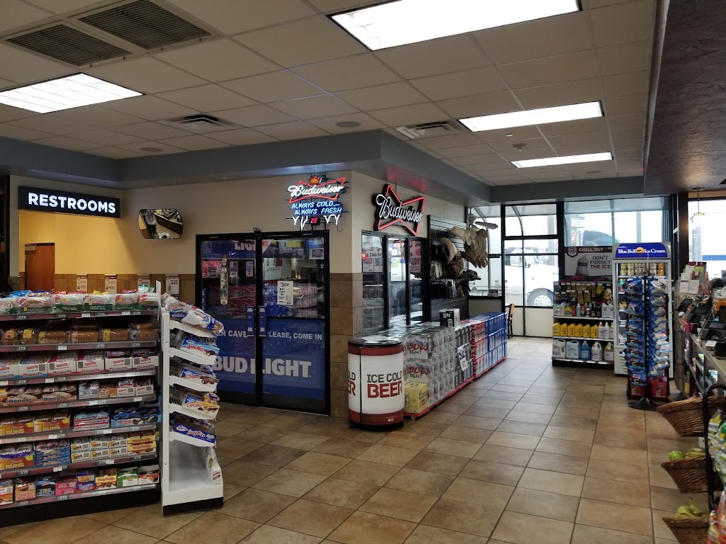 Chickasaw Travel Stop | 22983 Brown Springs Rd, Thackerville, OK 73459, USA | Phone: (580) 276-4706