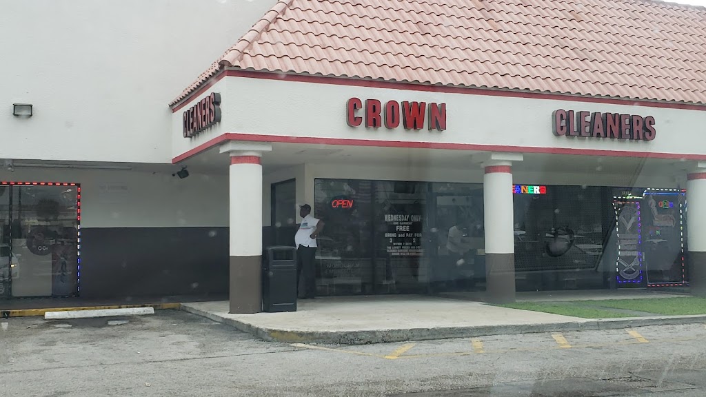 Crown One Hour Cleaners | 2578 FL-7, Lauderdale Lakes, FL 33313, USA | Phone: (954) 733-1234